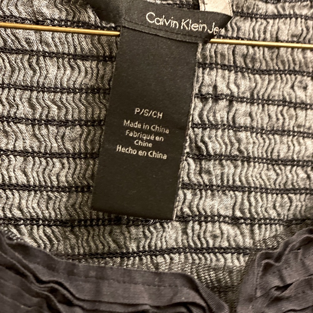 Denim dress by Calvin Klein. Slip over your head and go! Cute detailing - size S - Picture 5 of 9